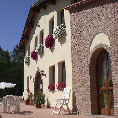 Agriturismo Santa Barbara Сан Миниато Екстериор снимка