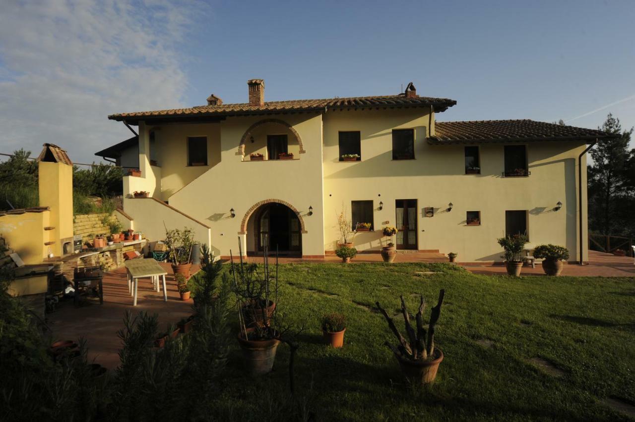 Agriturismo Santa Barbara Сан Миниато Екстериор снимка