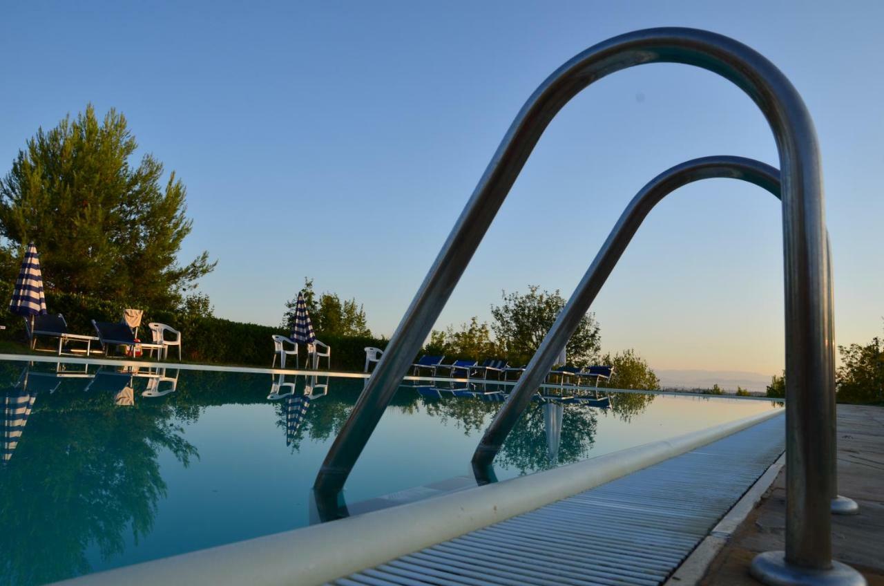 Agriturismo Santa Barbara Сан Миниато Екстериор снимка
