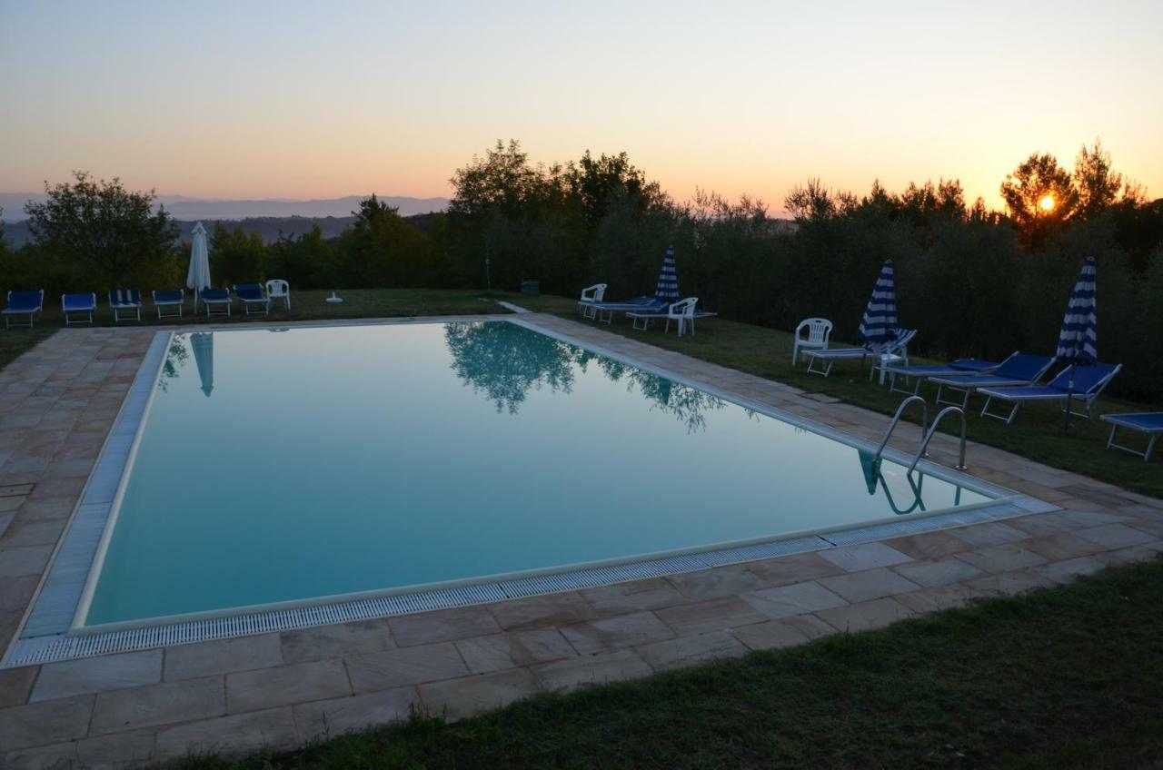 Agriturismo Santa Barbara Сан Миниато Екстериор снимка